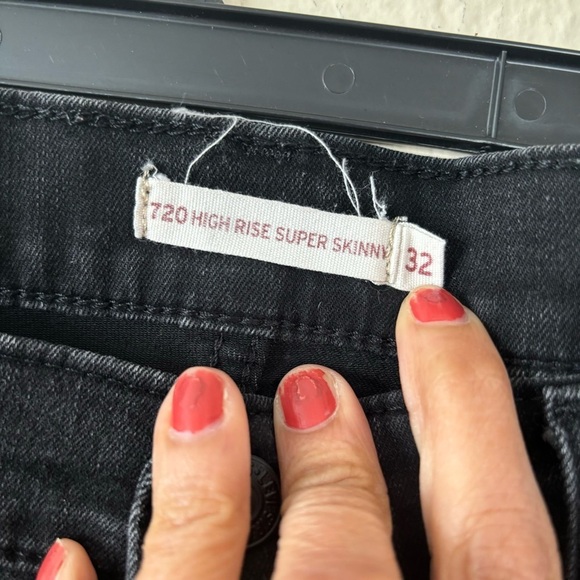Levi’s 720 High Rise Super Skinny Size 32 - Picture 6 of 10